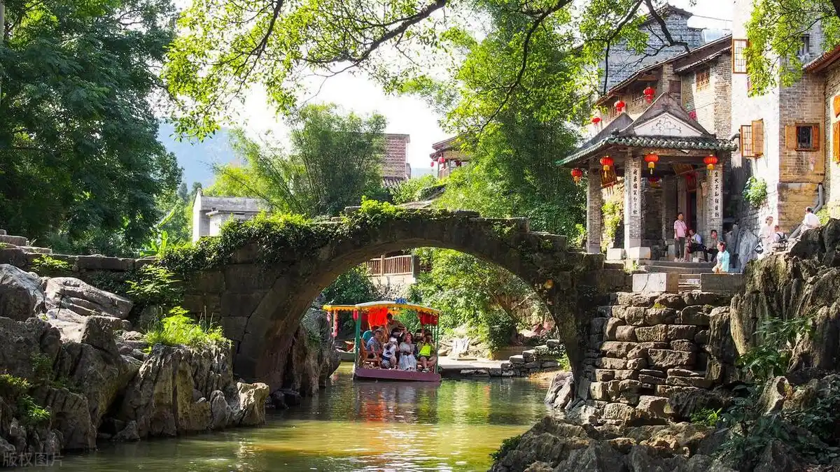 清明小长假必去的5大古镇，你都去过吗？