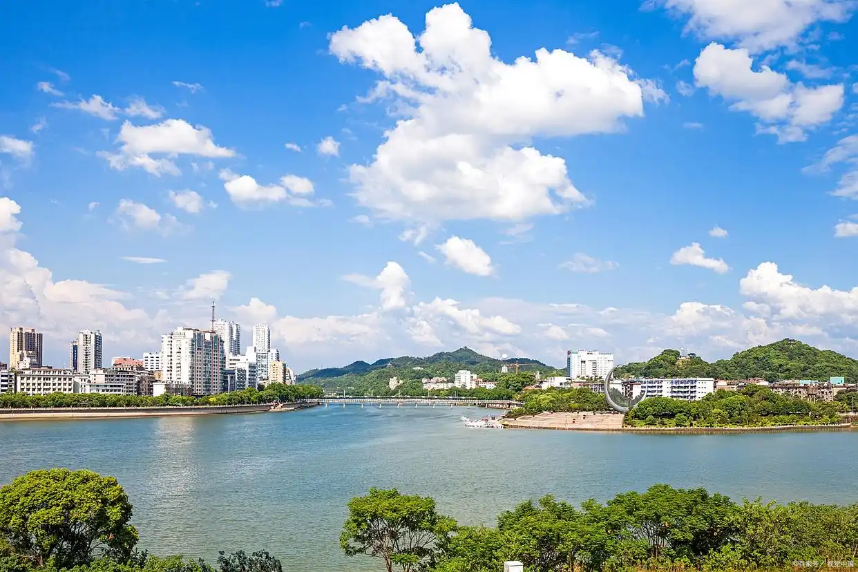 江西糊涂啊，上饶 4 个独一无二的景点，赶快宣传吧！