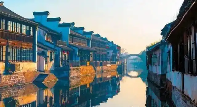 没来过这里，就别说去过古镇，这才是真正的古镇，比丽江更美