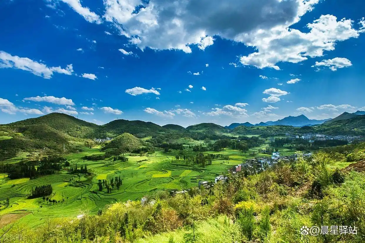 曲靖 vs 六盘水：谁才是中国第一避暑城市？——用数据与体验解码云贵高原的“凉都”之争