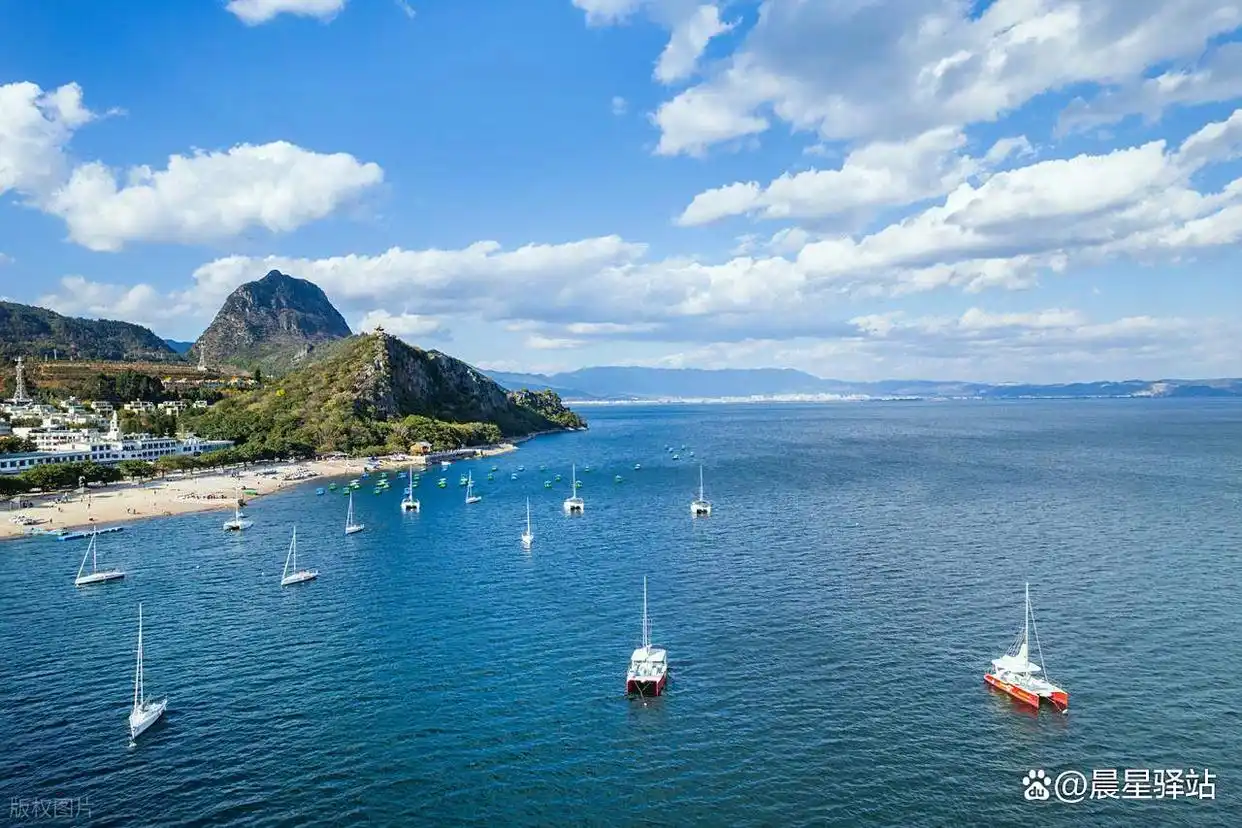 不去一趟抚仙湖，你永远不会知道，云南的高原湖泊到底有多美