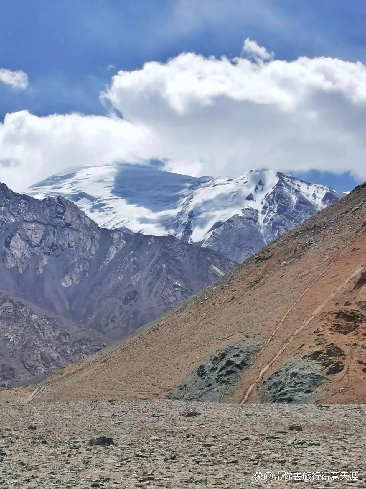 南疆旅游十景区，题小诗11首赞之