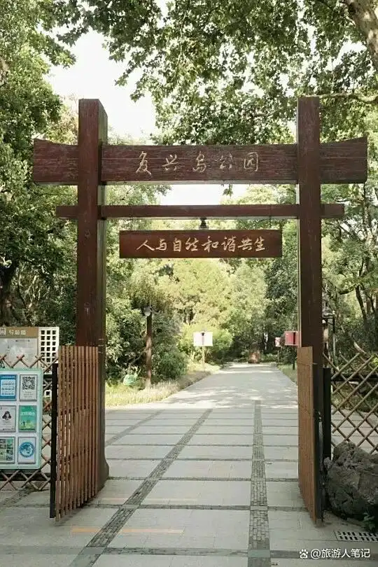 上海不得不去的12个网红打卡点，不仅是打卡，更是读懂上海的一种方式