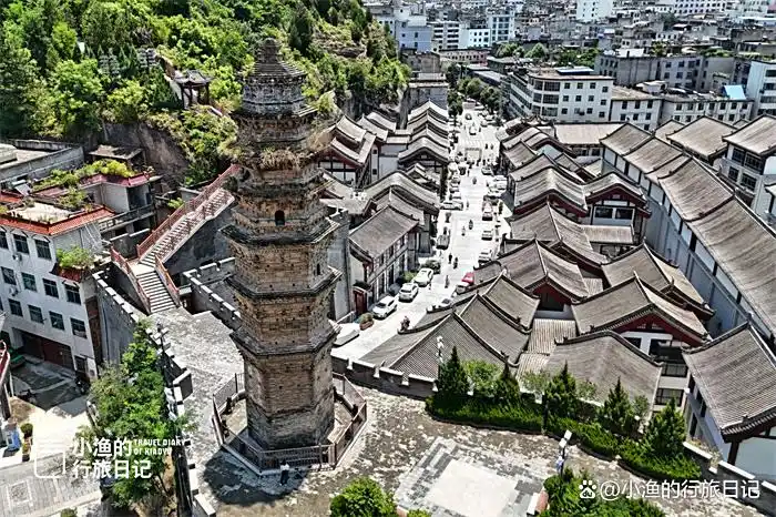 陕南传奇千年古塔，与大雁塔同年修建，为镇压母猪精九层变六层半
