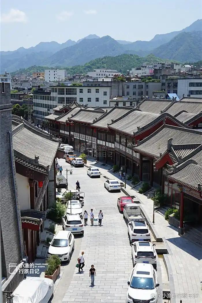 陕南传奇千年古塔，与大雁塔同年修建，为镇压母猪精九层变六层半