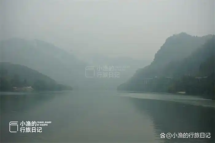 西安自驾2.5H，陕南这座“神仙小城”藏不住了！游山玩水逛古镇