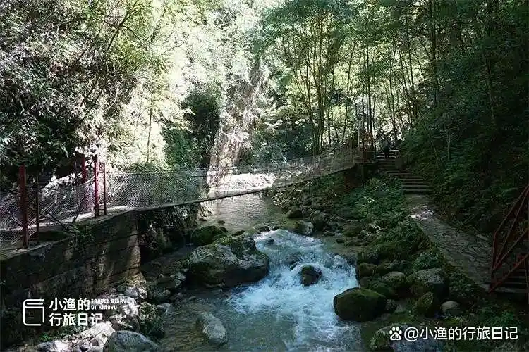 西安自驾2.5H，陕南这座“神仙小城”藏不住了！游山玩水逛古镇