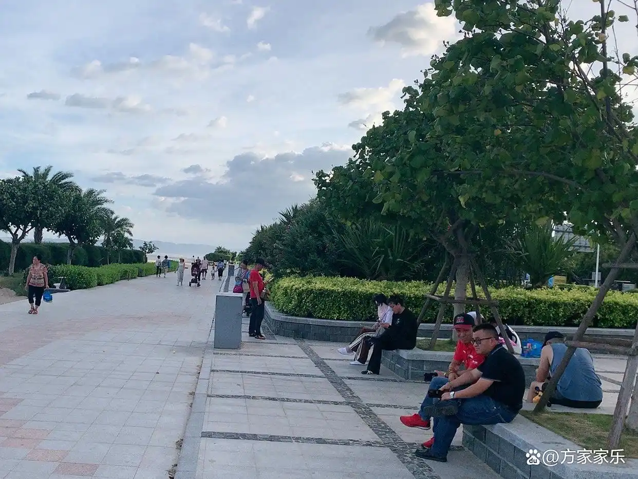 和老伴去福建厦门住了一个月，我实话实说：跟我想的确实不太一样