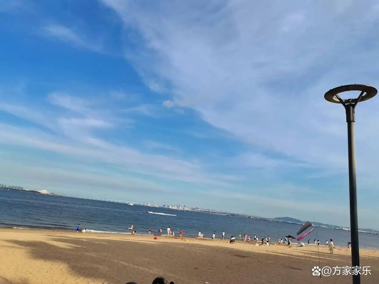 和老伴去福建厦门住了一个月，我实话实说：跟我想的确实不太一样