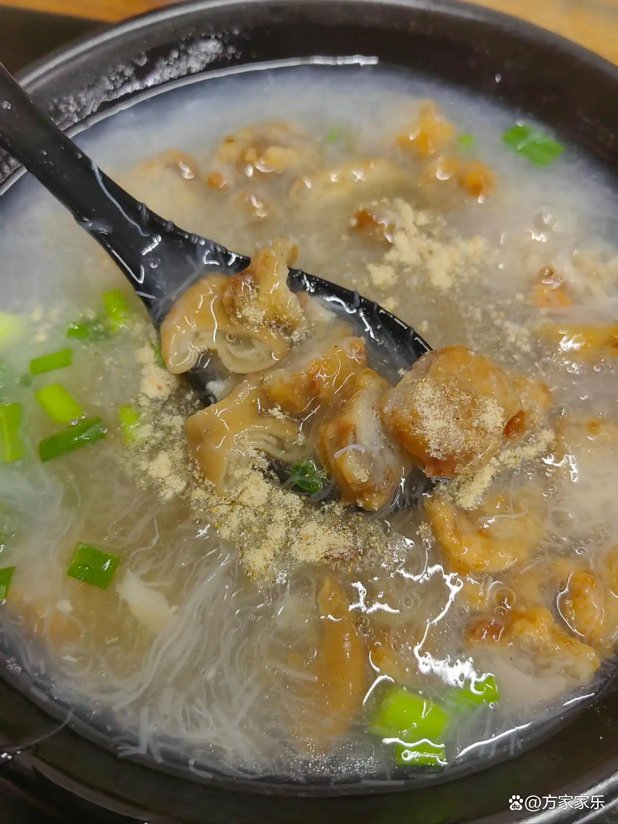 和老伴去福建厦门住了一个月，我实话实说：跟我想的确实不太一样