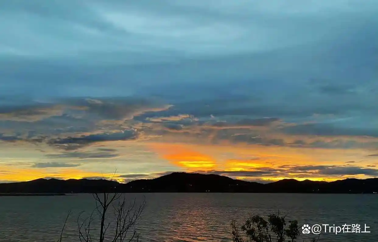 浙江最美自驾海岸线，被誉为“小垦丁”，适合“五一”出发