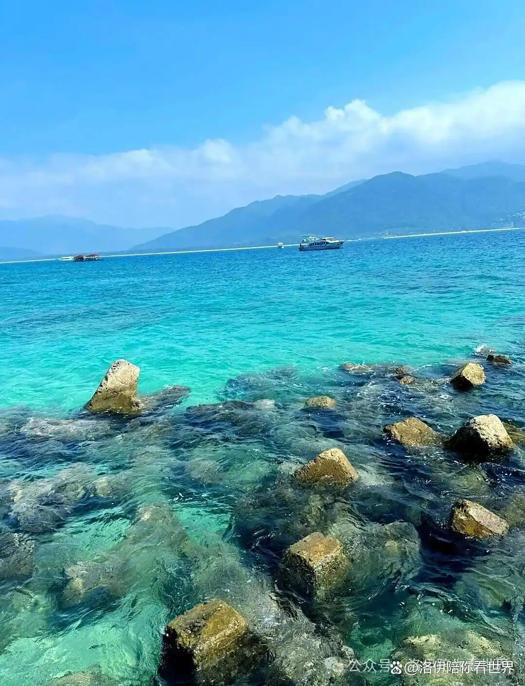 自驾海南的十大忠告：从轮渡抢票到海鲜防坑，本地人私藏的避雷手册来了！