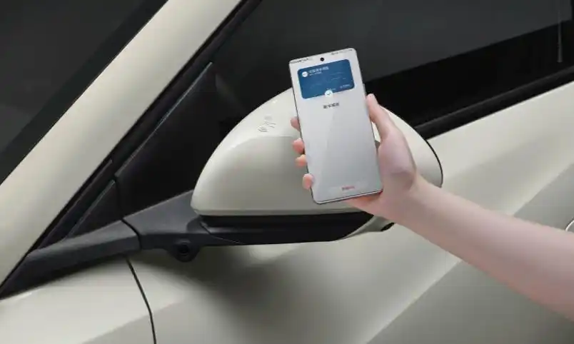 购车划算花费少，接娃神器大 PK！5 款热门小型车深度对比，哪款最值得家长入手？