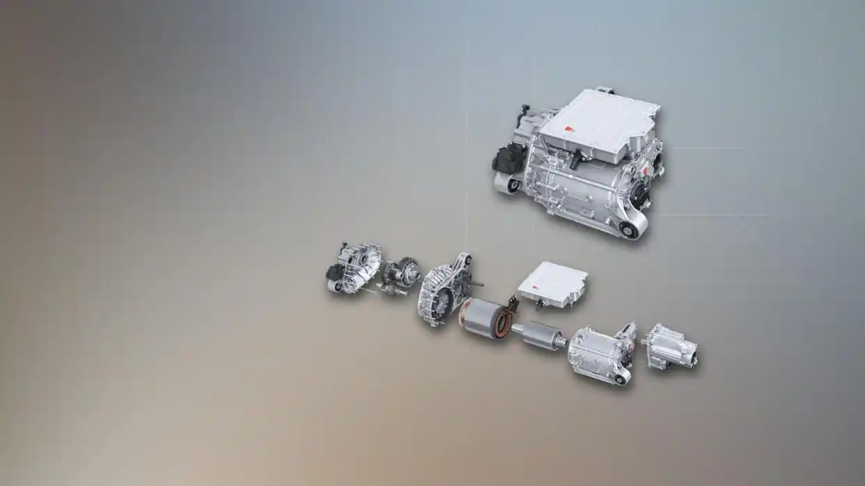 一汽奥迪Q6L e-tron全面评测：豪华电动SUV的新标杆？