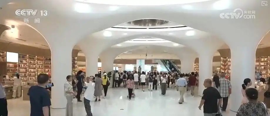 “一日游”“周末游”“夜间游”出行多元 粤港澳跨境文旅体验与购物消费升温