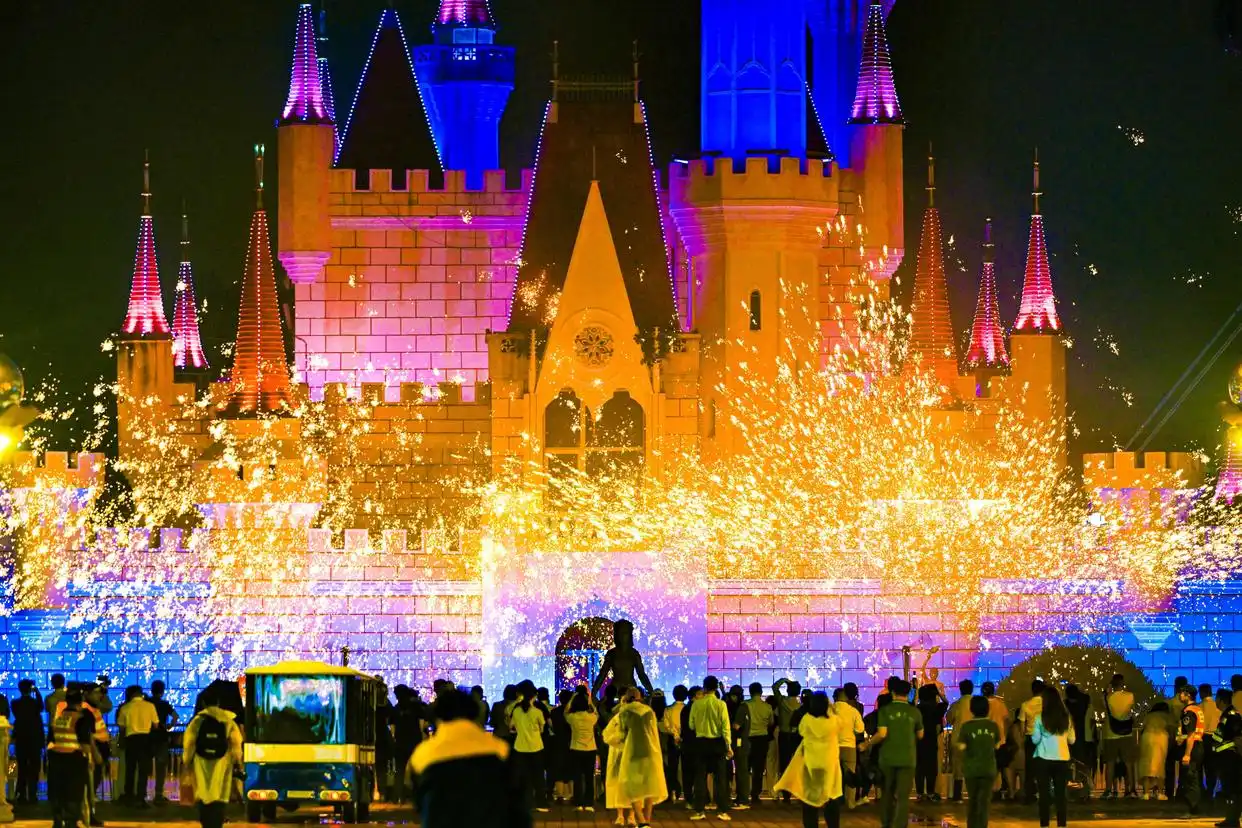 石景山游乐园国庆彩灯游园会剧透来了，多图抢先看