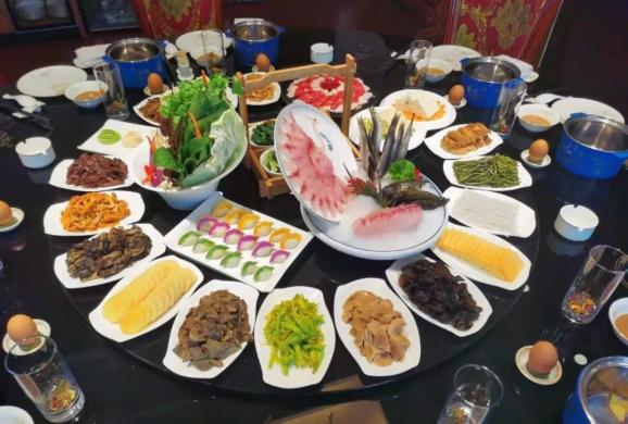 【五一游阿尔山】这个假期不远行，最火自由行线路来了！