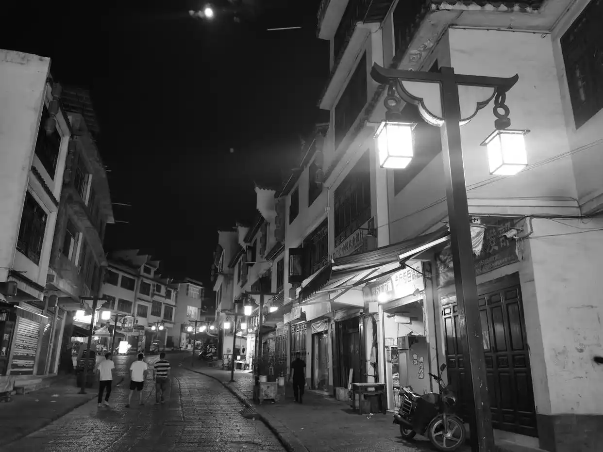 “国庆”+“中秋”，六枝岩脚古镇百元自助游攻略