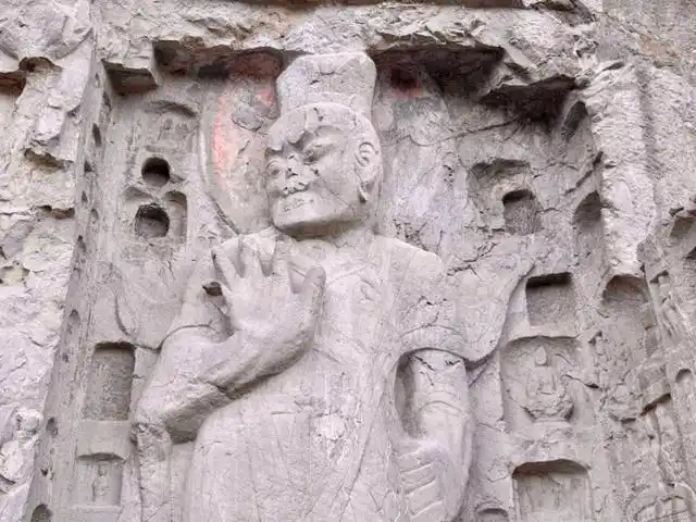 龙门石窟：黄河岸边的文明瑰宝，镌刻千年的安澜印记