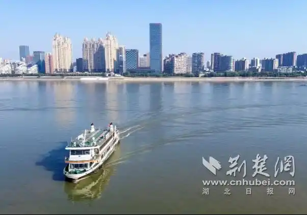 武汉国庆中秋畅游攻略来了，地铁公交直达东湖、江汉路、黄鹤楼、昙华林等热门景点（附线路图）