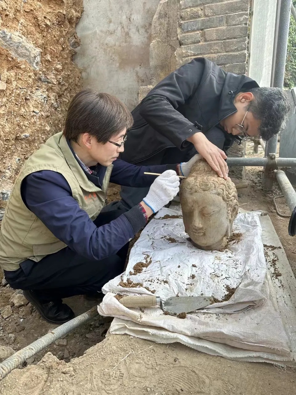 精美遗物出土！龙门石窟考古再上新