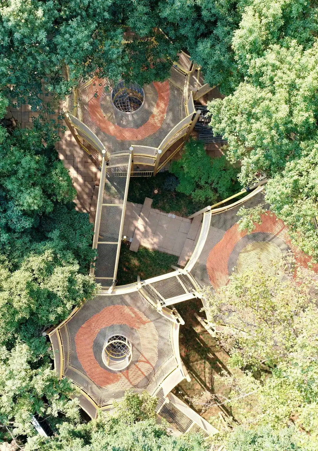 童年记忆复活了！很多杭州人心中的游乐场白月光，国庆回归