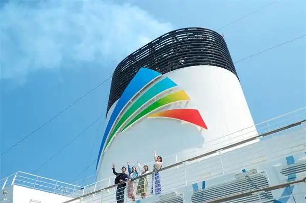 爱达魔都号11月启航！邮轮变T台，玩出人生新主场