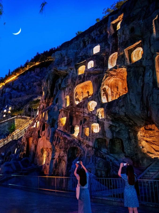 龙门的夜！Oh Yeah！