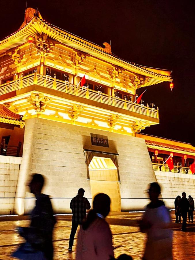 龙门的夜！Oh Yeah！