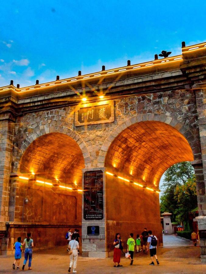 龙门的夜！Oh Yeah！