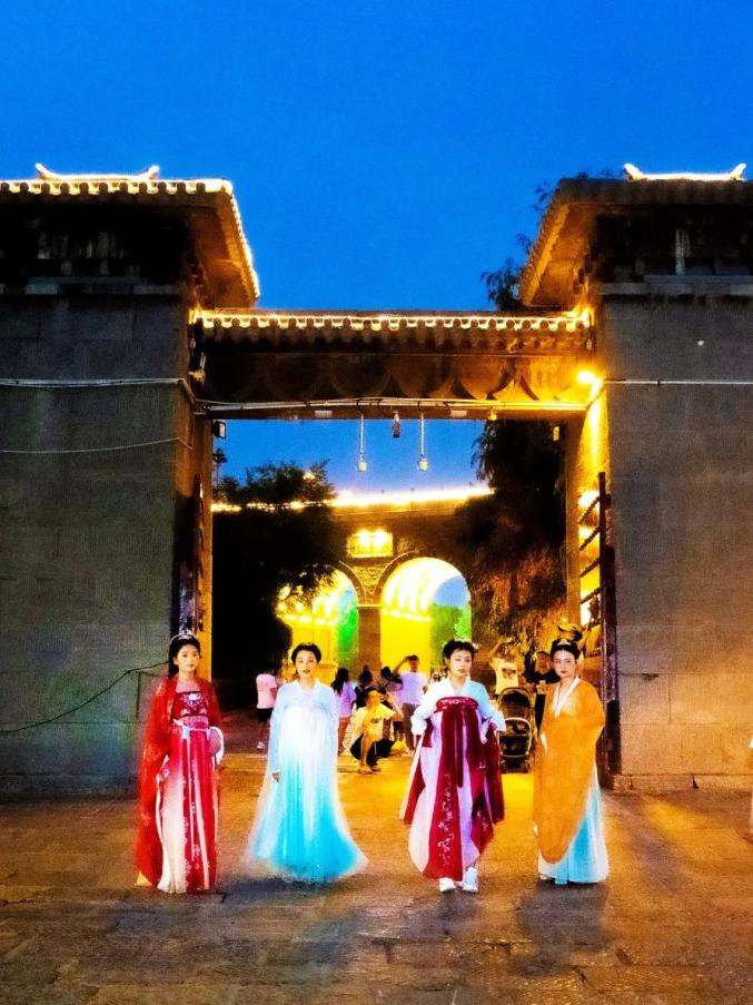 龙门的夜！Oh Yeah！