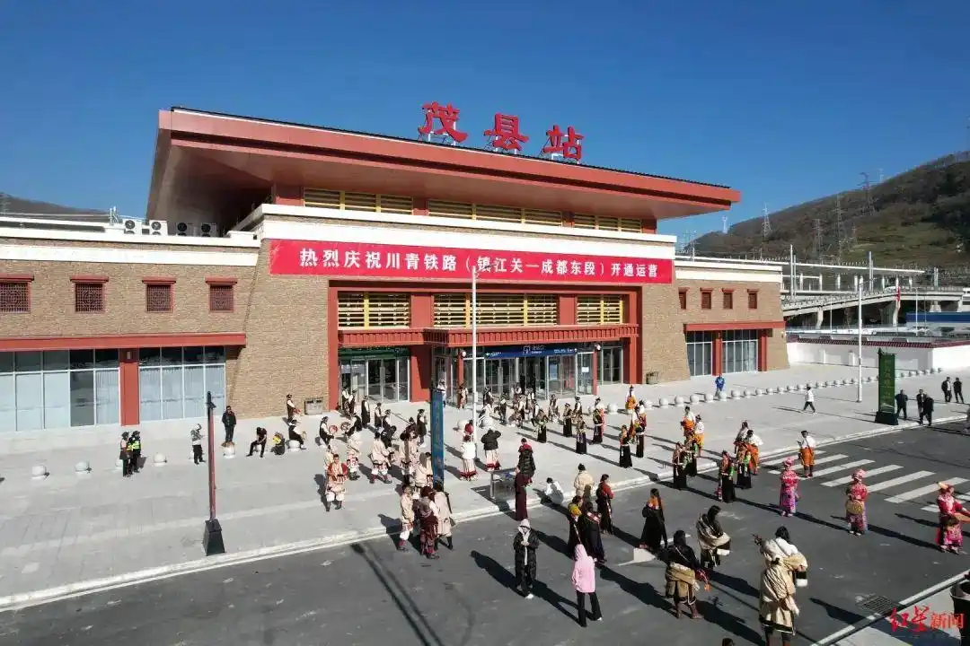 明天开通！川青铁路列车时刻表来了