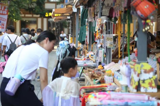 龙门石窟最好逛的季节开始了！