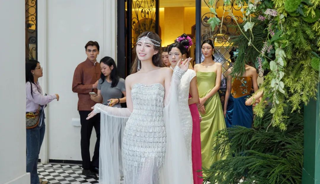 携手共创婚庆旅游新未来 海口婚旅产业招商推介会隆重举行