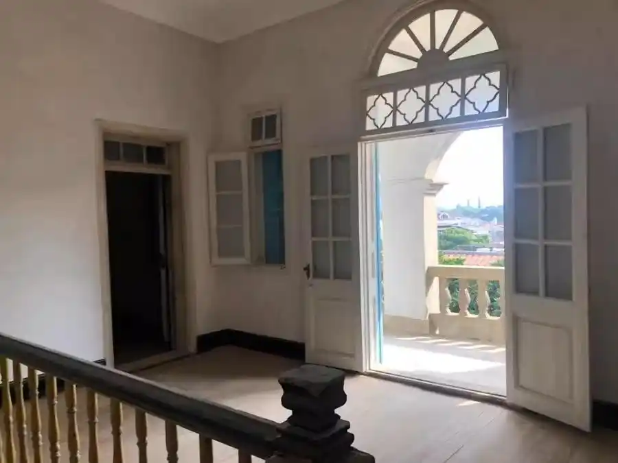 厦门鼓浪屿一估价过亿网红别墅七折拍卖仍遭流拍：3万多人围观无人报名