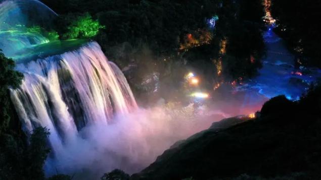 贵州旅游地标 ① | 黄果树瀑布