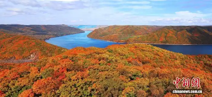 免签政策“遇上”国庆假期 黑龙江出入境旅游两旺