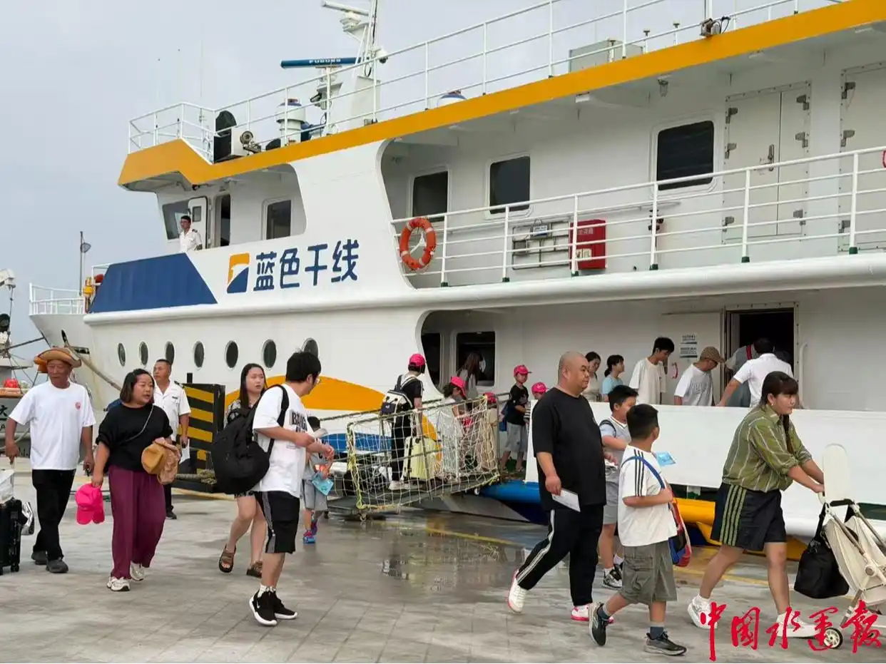 台州海岛旅游热度攀升 海事部门多措并举守护旅客平安出行