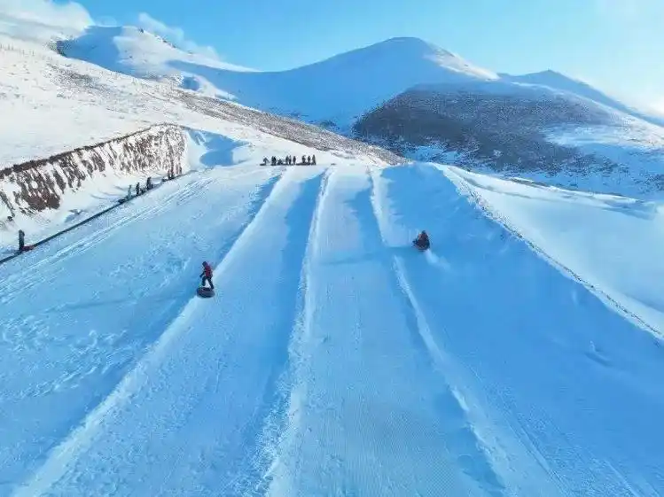 乘“封”而上过龙年｜巴适得板 春节周边自驾游目的地推荐