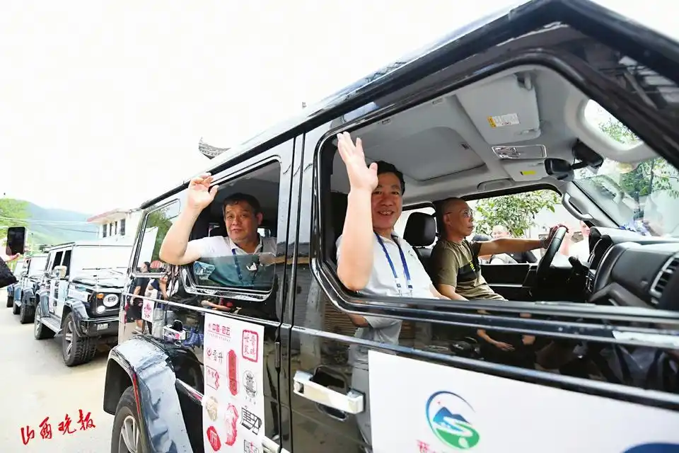 武夷山下，我们开拔！“重走晋商万里茶路”大型采访活动将跨越国内8个省份，途经中、蒙、俄三国38个城市，行程13000多公里