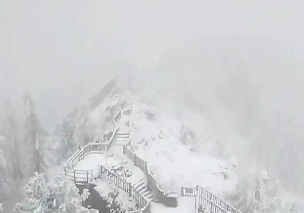 封路、景点关闭……这些地区警惕大风！大雪！大幅降温！