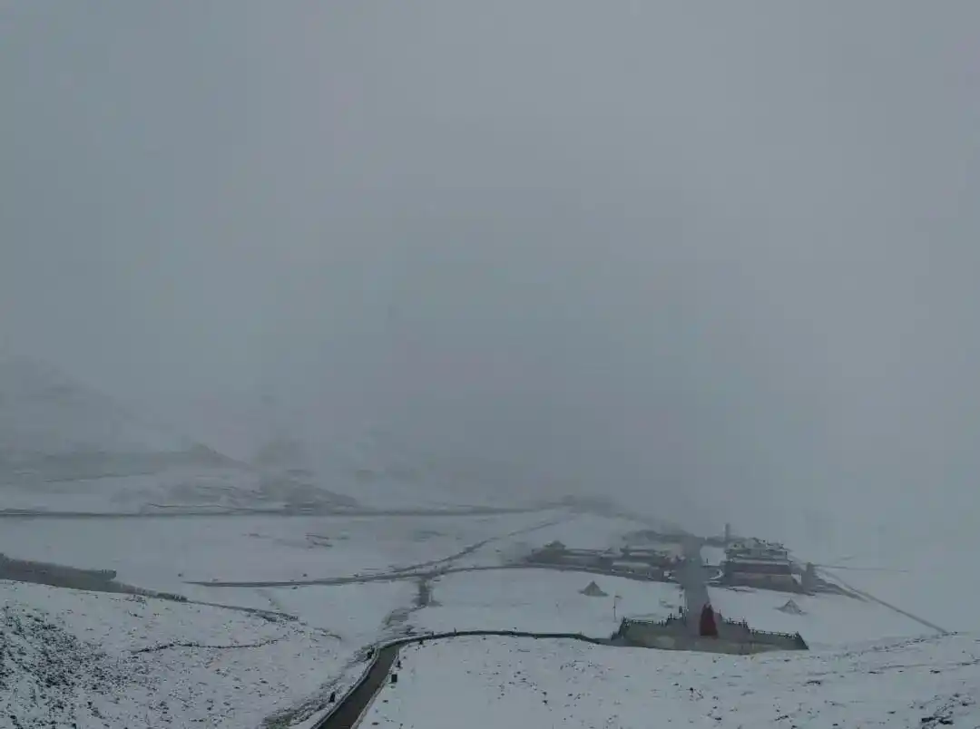 封路、景点关闭……这些地区警惕大风！大雪！大幅降温！