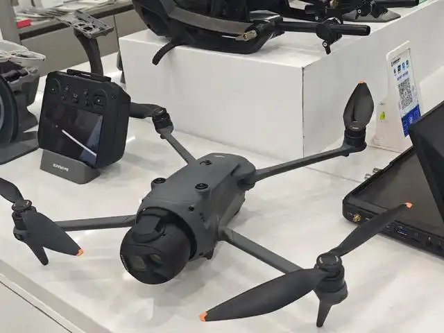 商务车日租金450元至480元、无人机200元至300元，双节昆明租车、摄影设备租赁市场火爆