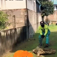 盖茨离婚不是友好分手？家人都挺梅琳达 | 美加新闻播报