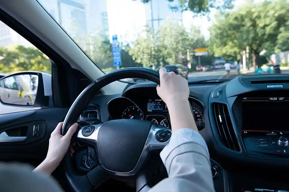 双节假期租车自驾游火爆 如何让旅客“放心租、无忧行”