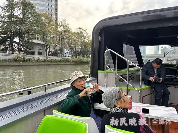 一张船票可以乘坐4次 首条悠游苏州河航线班轮启航
