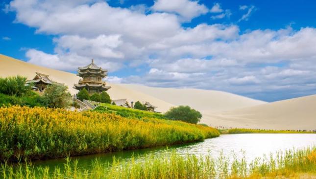 享受自由的旅途，国内最美的7条自驾游路线，即刻出发