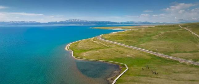 享受自由的旅途，国内最美的7条自驾游路线，即刻出发