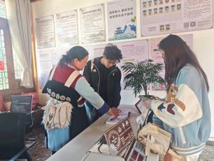 “双节”假期，丽江古城以温暖服务守护八方游客