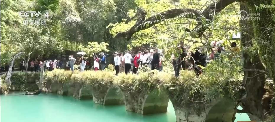 旅游市场渐入常态化发展新轨道 网红景点将流量转化为“游量”